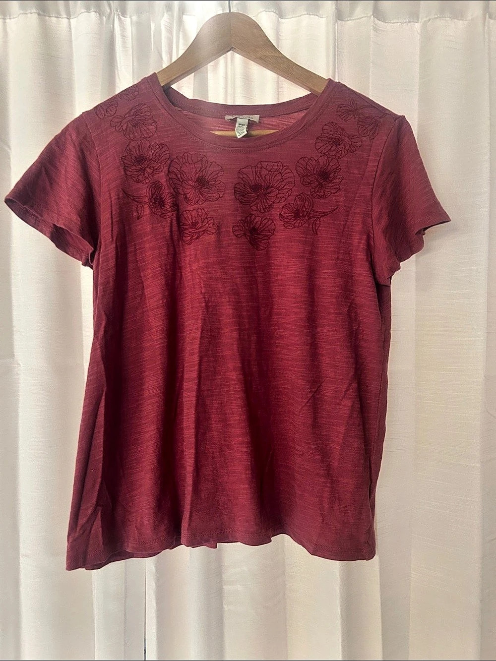 Ella Moss Floral Short Sleeve Tee in Red